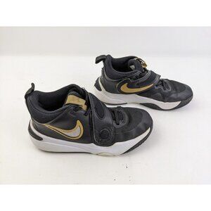Nike Team Hustle Youth Size 4Y Black Gold Youth Kids Sneakers